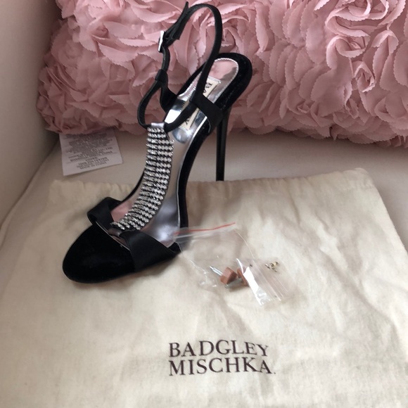 Badgley Mischa heels size 7M but US 6.5 - Picture 4 of 4